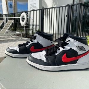 Jordan Athletic Shoes Black Red White